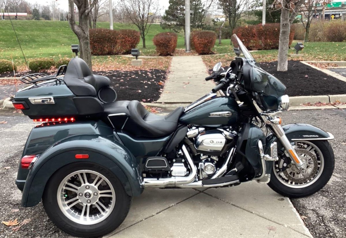 Gail's Motorcycles tweet media