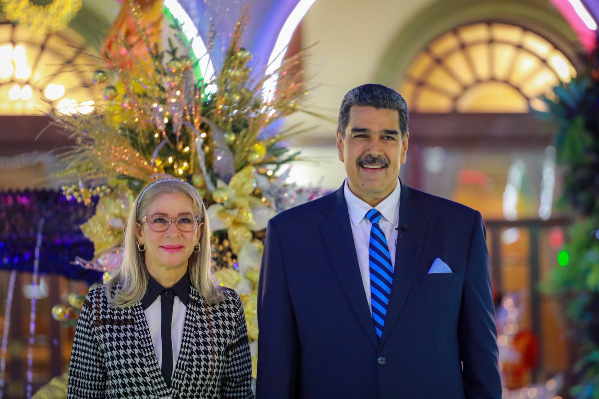 Despedimos el 2023, un año de desafíos, experiencias y logros. ¡Somos el Pueblo de las dificultades! Hemos sabido reconocernos en las buenas y en las malas. En este 2024, continuemos batallando para conquistar nuestros objetivos. ¡Feliz Año Venezuela!