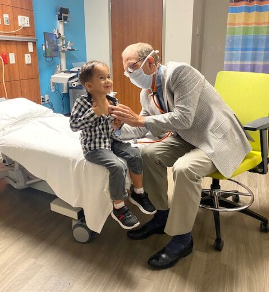 Umeedfoundatio's tweet photo. Just learned about @HeartGiftNews, an amazing organization providing life-saving "Heart Hole" surgeries to children globally. 1 million children born annually with congenital #heart defects &amp; only 10% getting proper care, their work is vital. Surgeries possible for the needy ❤️🩺 https://t.co/sehz87Za2b
