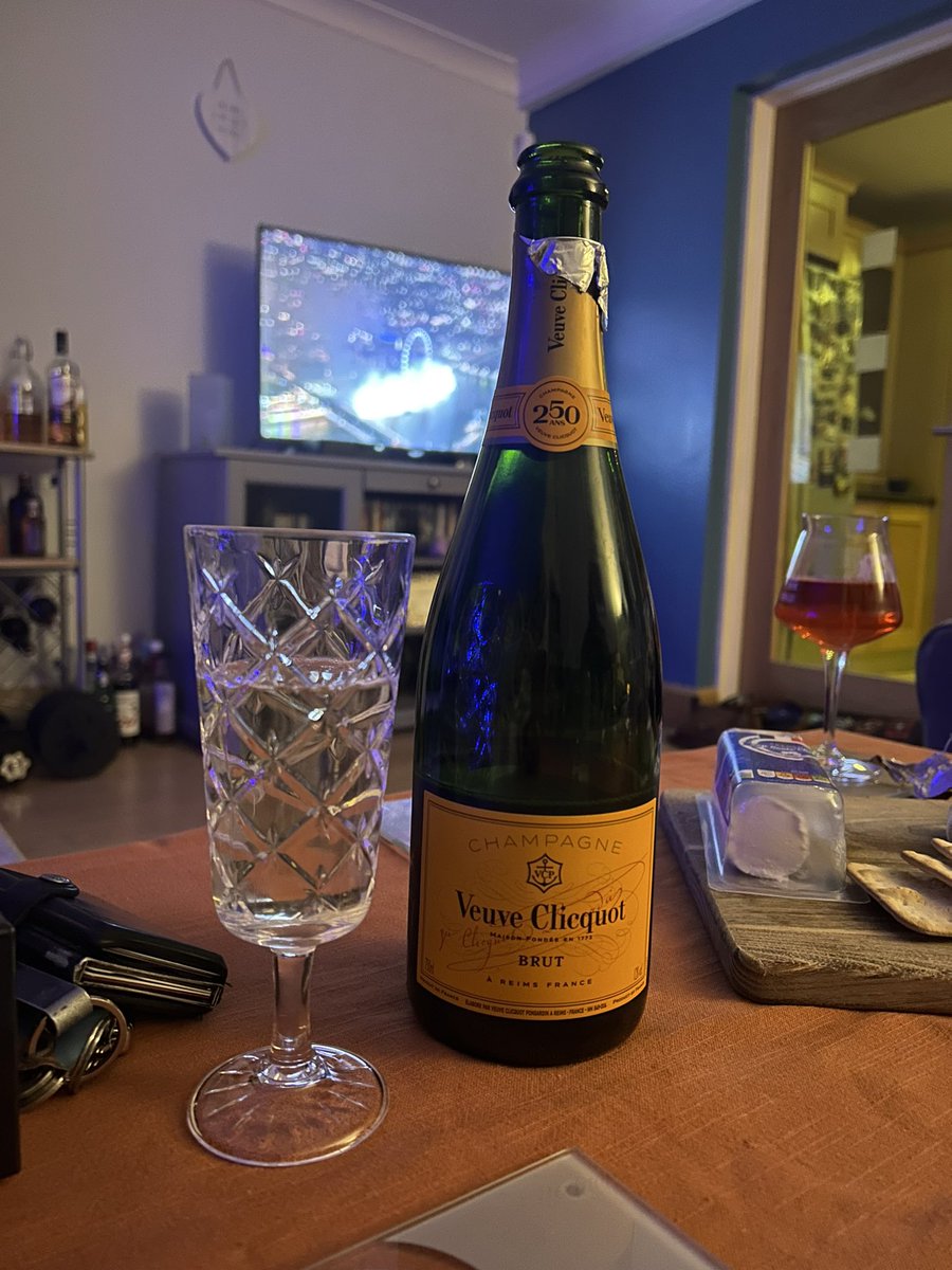 Jan 🍻 tweet media