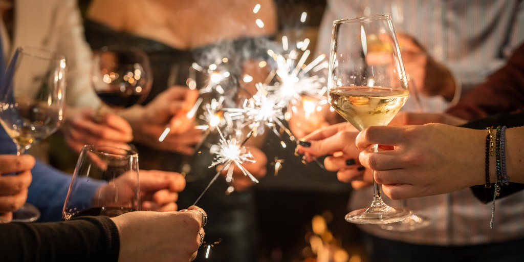 Cheers to the new year 🥂 We're open today from 11am to 6pm #HappyNewYear