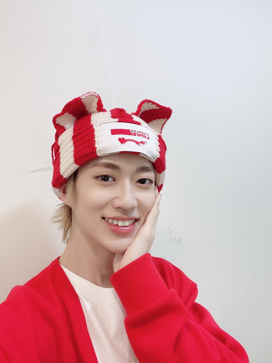 24Kplus_members's tweet photo. [#타케루] 새해 복 많이 받으세요🐉 2024년에도 잘 부탁드려요‼️🫶

#24Kplus #투포케이플러스 
#RollerCoaster #롤러코스터 
#타케루 #TAKERU #たける https://t.co/SzaVMGvltg