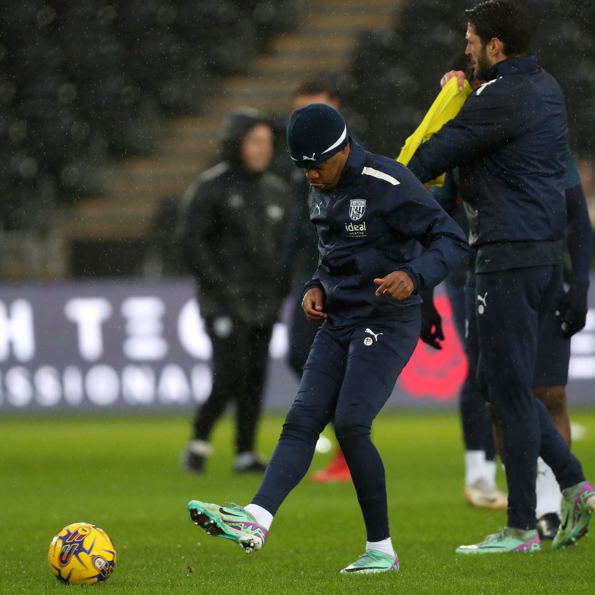 WBA's tweet photo. Ready to go! 🌧