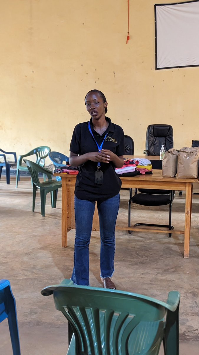 Nka <a href="/VASSAFOUNDATION/">VASSA_FOUNDATION</a> dufashe umwanya dushima Imana kubwimirimo idasanzwe yakoze umwaka wose wa 2023👐 Tunanezererwa m'umwami we wadushoboje kugira icyo dusangira nimiryango igera kuri 5 muburyo bwo gushima Imana🤗