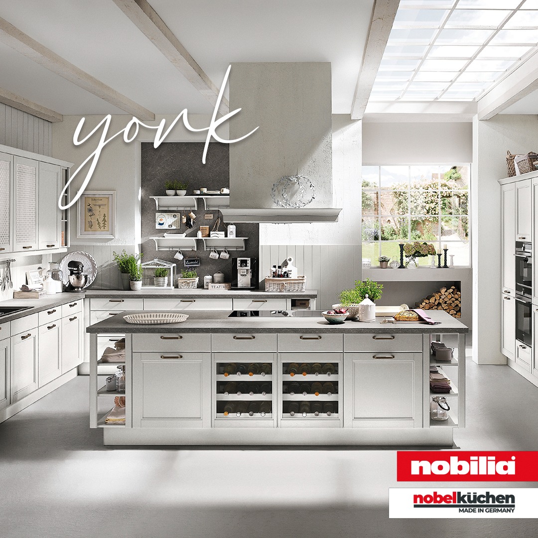 York mutfak modelimiz, net şekiller, doğal renkler, hasır sepet çekmeceleri, kafesli kapılar veya şişe rafları gibi çok sayıda büyüleyici ayrıntısıyla yaşam alanlarınıza kendinizi iyi hissetmenizi sağlayan otantik bir görünüm kazandırıyor.✨️❤️

#nobelküchen #nobiliakuchen