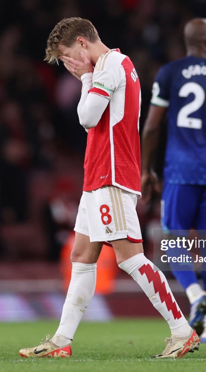 𝚆𝙰𝙻𝙴𝙴𝙳. tweet media