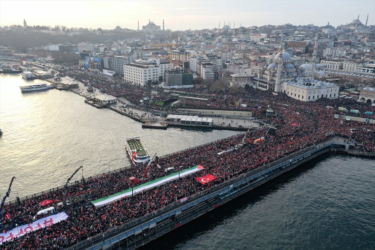 Selam olsun mazlumlara. Lanet olsun İsrail’e ve destekçilerine. #ForFairFuture