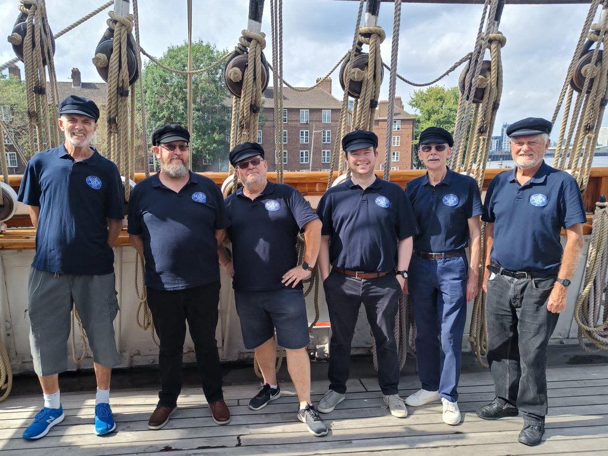 On Saturday 6th January <a href="/HogEyeMen/">HogEyeMen</a> performing as
<a href="/CuttySark/">Cutty Sark Greenwich</a> shanty crew, will be singing #seashanties aboard ship.  11:45am - 2:00pm.  There is an entrance fee.