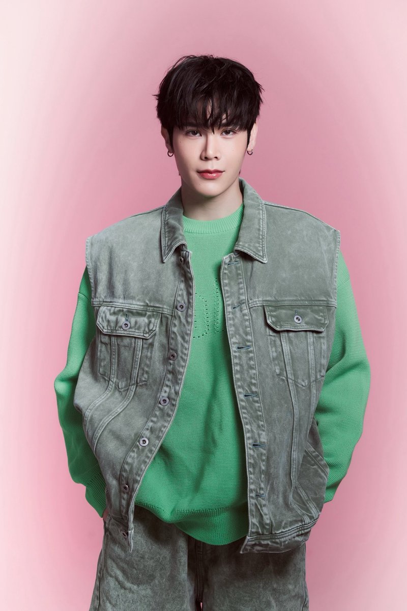 peatwasu's tweet photo. เขียวเหนี่ยวทรัพย์รับปีใหม่กันหน่อย 🐉

#Peatwasu #CaptainPeat #BabyFeat https://t.co/aynRmL4j2v