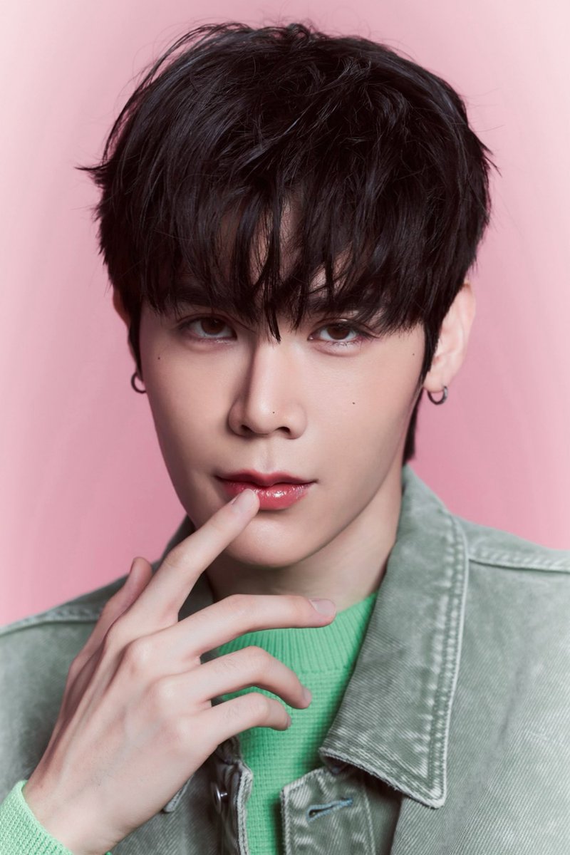 peatwasu's tweet photo. เขียวเหนี่ยวทรัพย์รับปีใหม่กันหน่อย 🐉

#Peatwasu #CaptainPeat #BabyFeat https://t.co/aynRmL4j2v