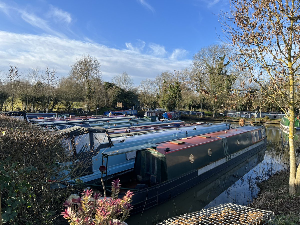 Crick Wharf Marina tweet media