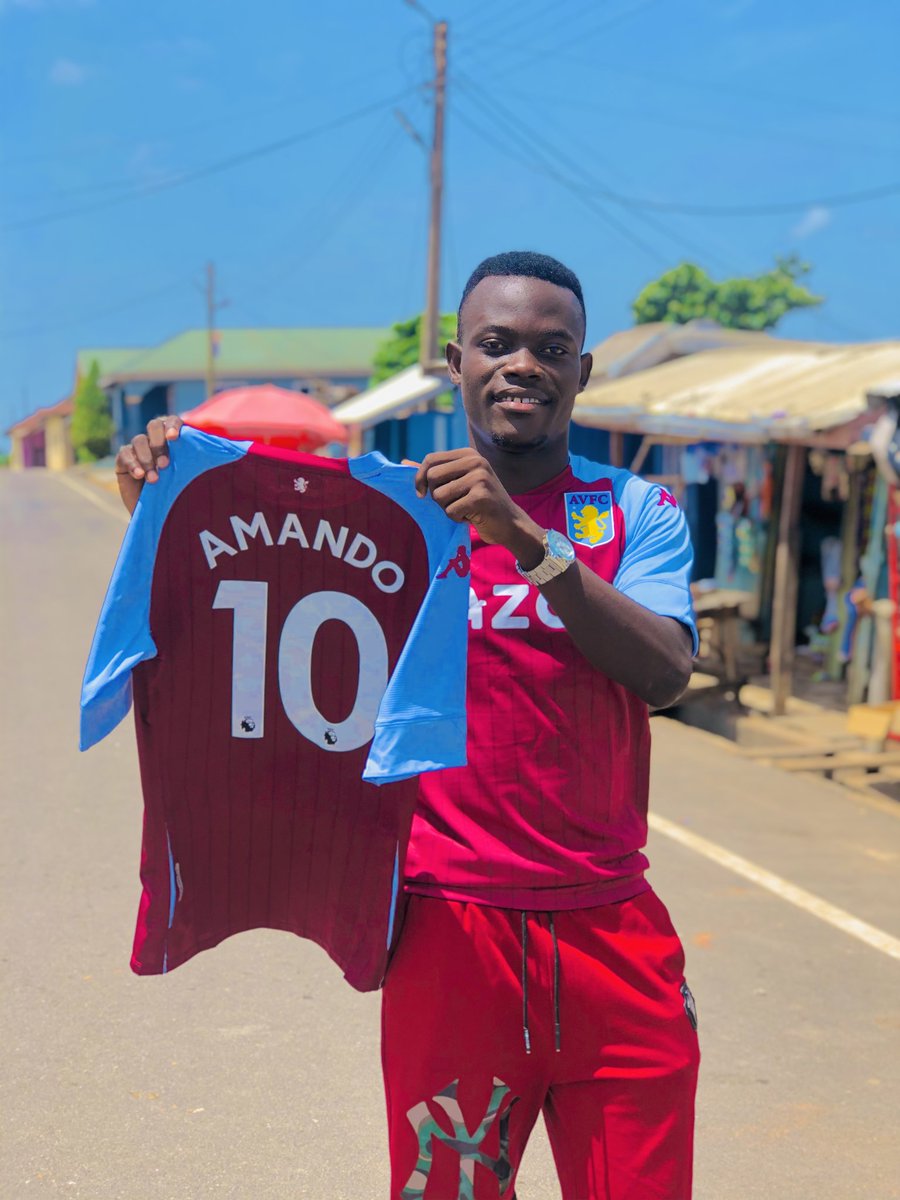 AvfcGhana's tweet photo. It will not cost you anything to retweet. Happy New year Villa fans. We are second on the table and this is a proud moment.I'm in Europe now and I will love to meet some of the Villa fans.I'm in Luxembourg now.We are Villa boys making all the noise everywhere we gooo.UTV https://t.co/TvEHlclMMt