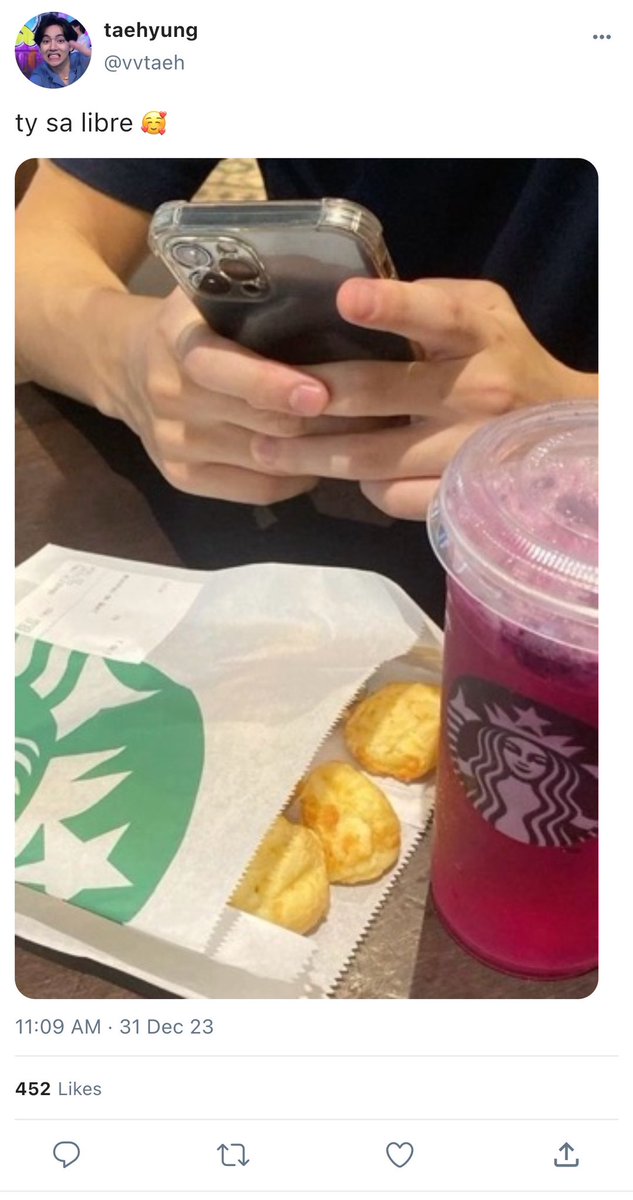 thjkscene's tweet photo. a filo #taekook au

wherein th is always using his best friend (jk) for soft launch postings. https://t.co/f6HiuIcLl7