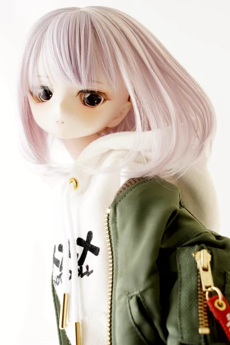 KAGIKAKKOさんちのパーカーとジャケットをロングスカートとあわせてみました。 #KAGIKAKKO_001