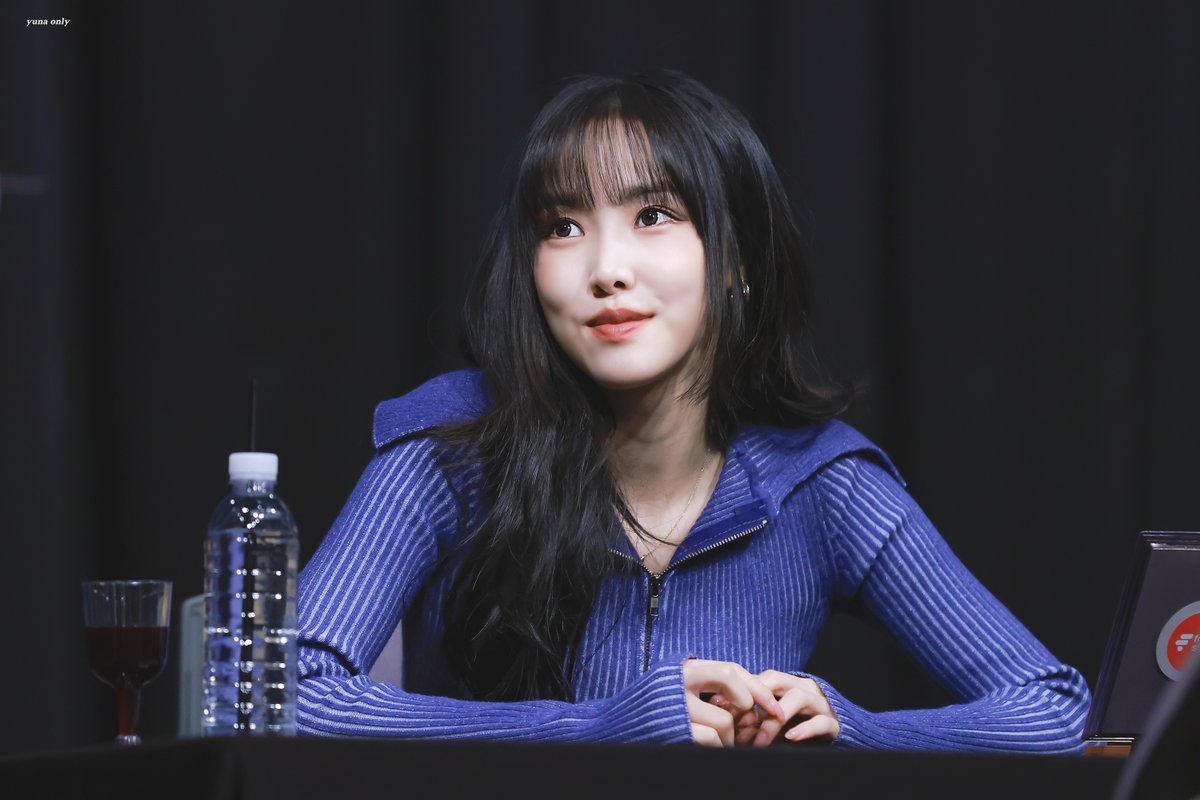 yuna1004_'s tweet photo. 231220 #유주 #YUJU

https://t.co/1UCEsUcMHe 👈 https://t.co/E87Ub4Y8Ng