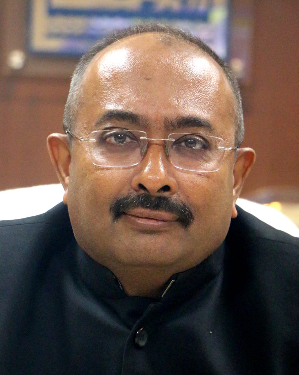 damodarvalleyco's tweet photo. Shri S. Suresh Kumar, IAS assumed charge of the Chairman, DVC on 01.01.2024. Prior to joining the post, Sh. Kumar was working in the capacity of Director General, Netaji Subhash Administrative Training Institute , Kolkata. 
@MinOfPower @PIB_India https://t.co/BfWz00itrE