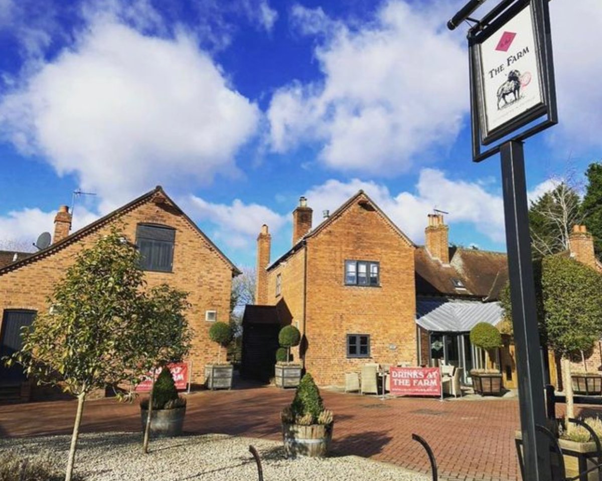 LP_TheFarm's tweet image. Ring in the New Year the right way! 🥂 
Relax, dine with us and kick-start 2024 with a special Bloody Mary in hand! 🍹 
Friendly vibes, great food, and memorable times await!🎆 

#NewYear #BloodyMary2024 #TheFarm #Solihull #NoBull
