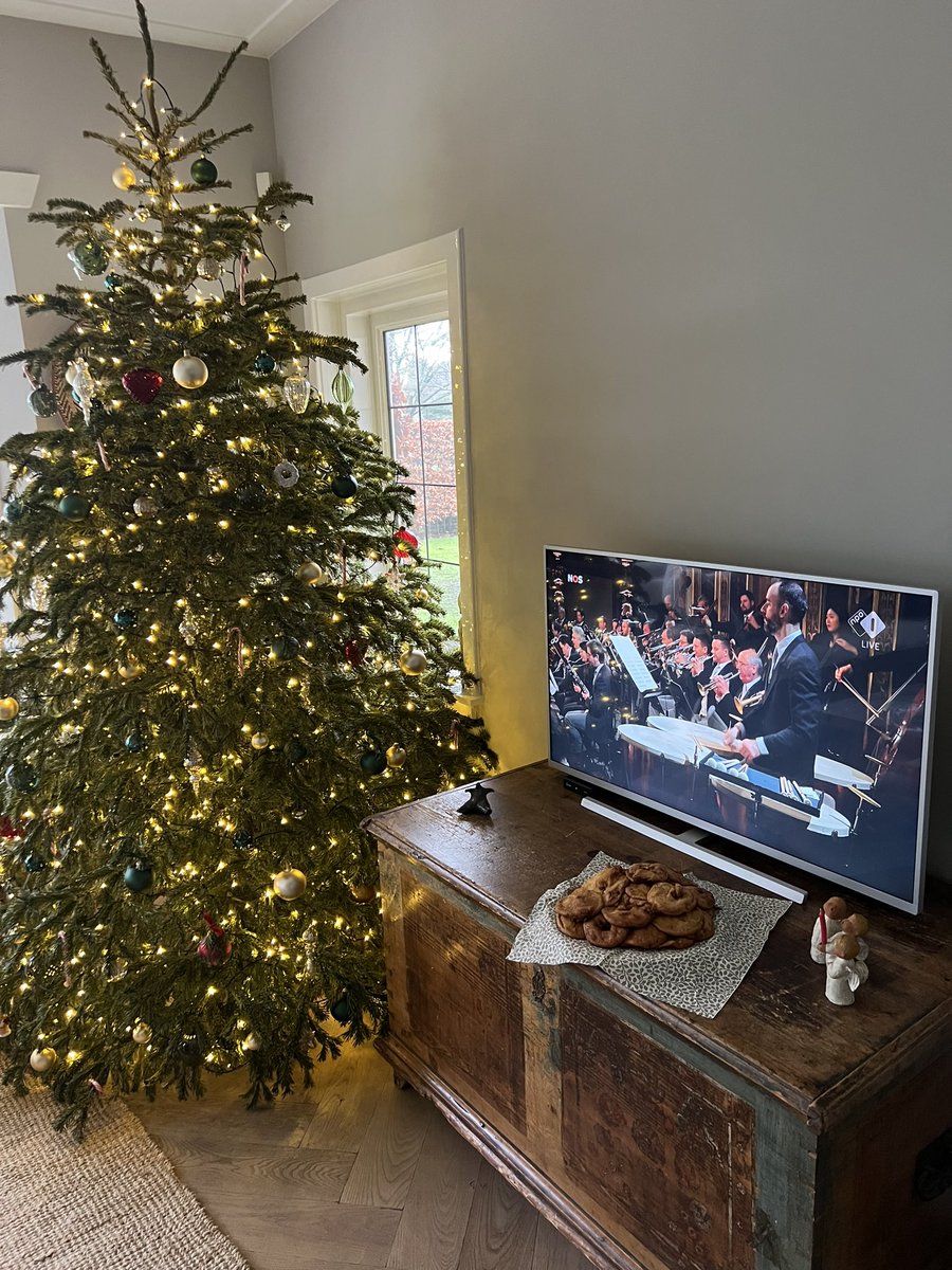 Burgemeester Röell tweet media