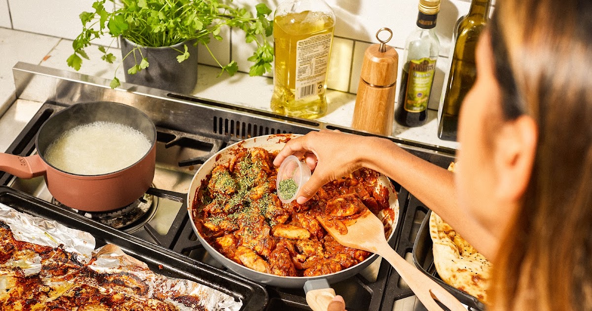 AttachmentMumma's tweet image. Make Meals Easier with SimplyCook this January #SimplyCook #recipebox #eatbetter #newyear #healthyeating dlvr.it/T0qWrv