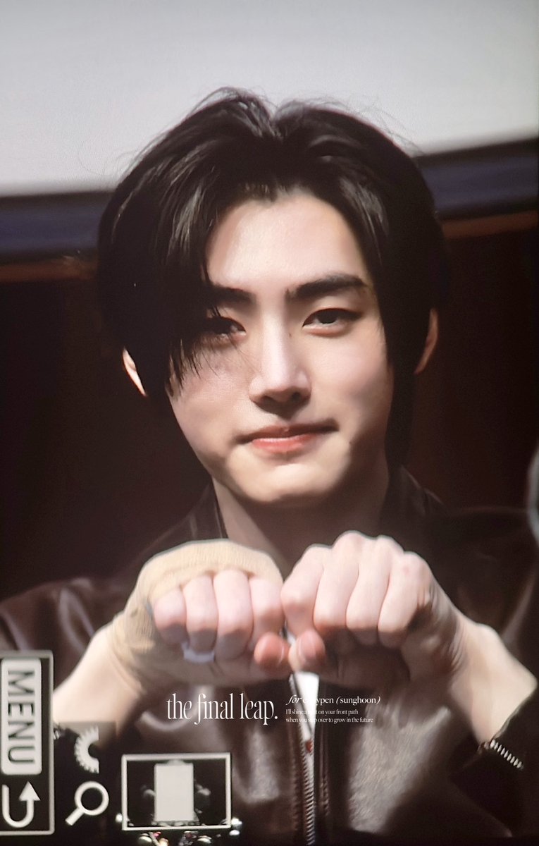 240101 사웨
새해에도귀엽..💕
#엔하이픈 #성훈
#ENHYPEN #SUNGHOON 
<a href="/ENHYPEN_members/">ENHYPEN</a>