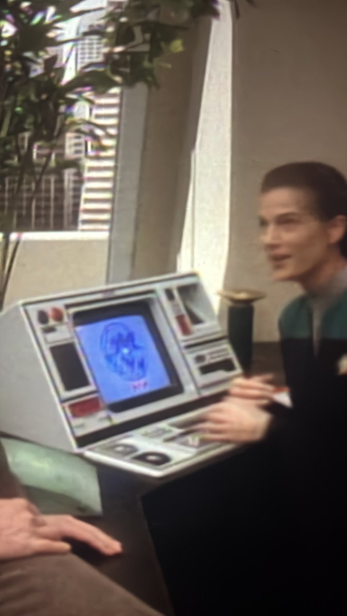 Wow, computer technology in 2024 really looks like a step back from 2023 #StarTrekds9