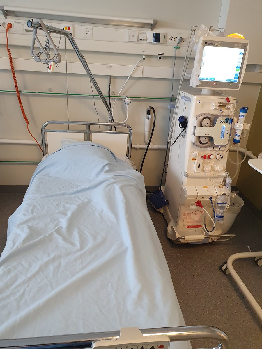 hercsolo's tweet photo. First day of 2024 and soon time for the first dialisys treatment of the year https://t.co/vw7ptQIyfW