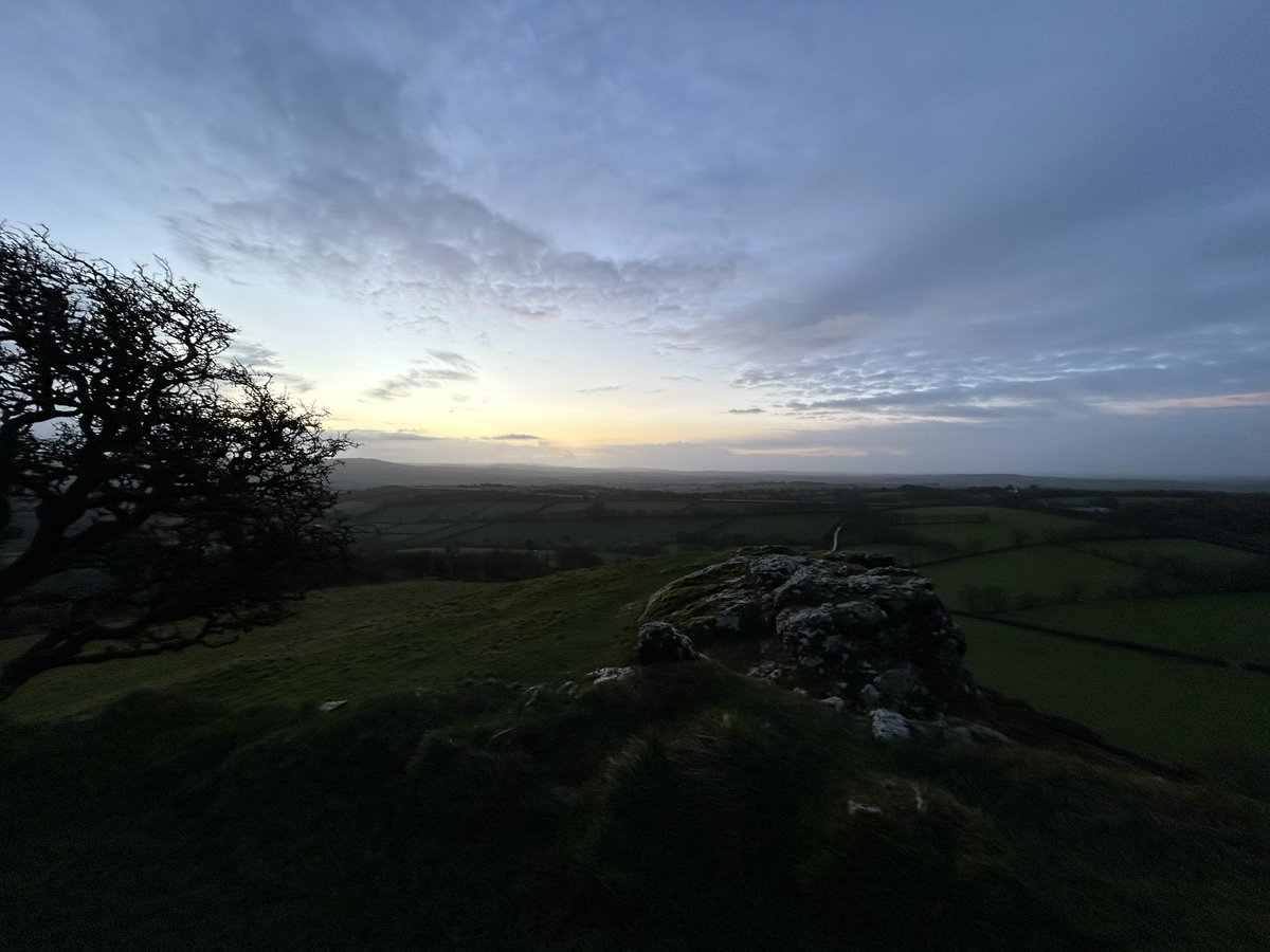 A early but refreshing start to 2024. 

Caught the first sunrise of the year 😊

Looking forward to a pleasant and exciting year! 
#HappyNewYear2024