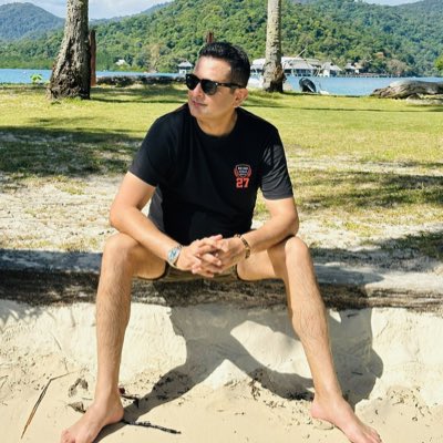 Mohit_NJ's tweet photo. #NewProfilePic https://t.co/9CGnkOc3Ez
