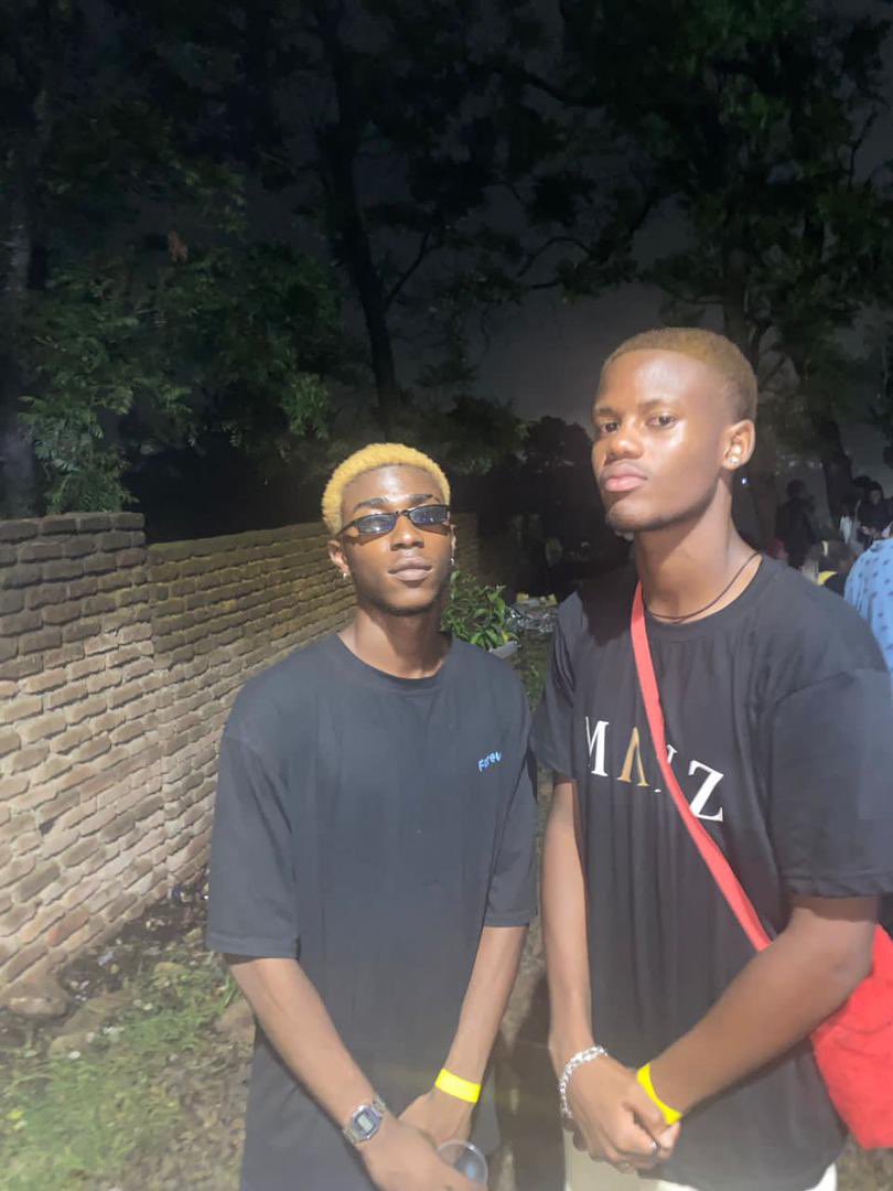 lovebuildsapp's tweet photo. Peep the manz tee🔥📸🫶🏿🙌🏿🌻 https://t.co/iHjMotQ2le