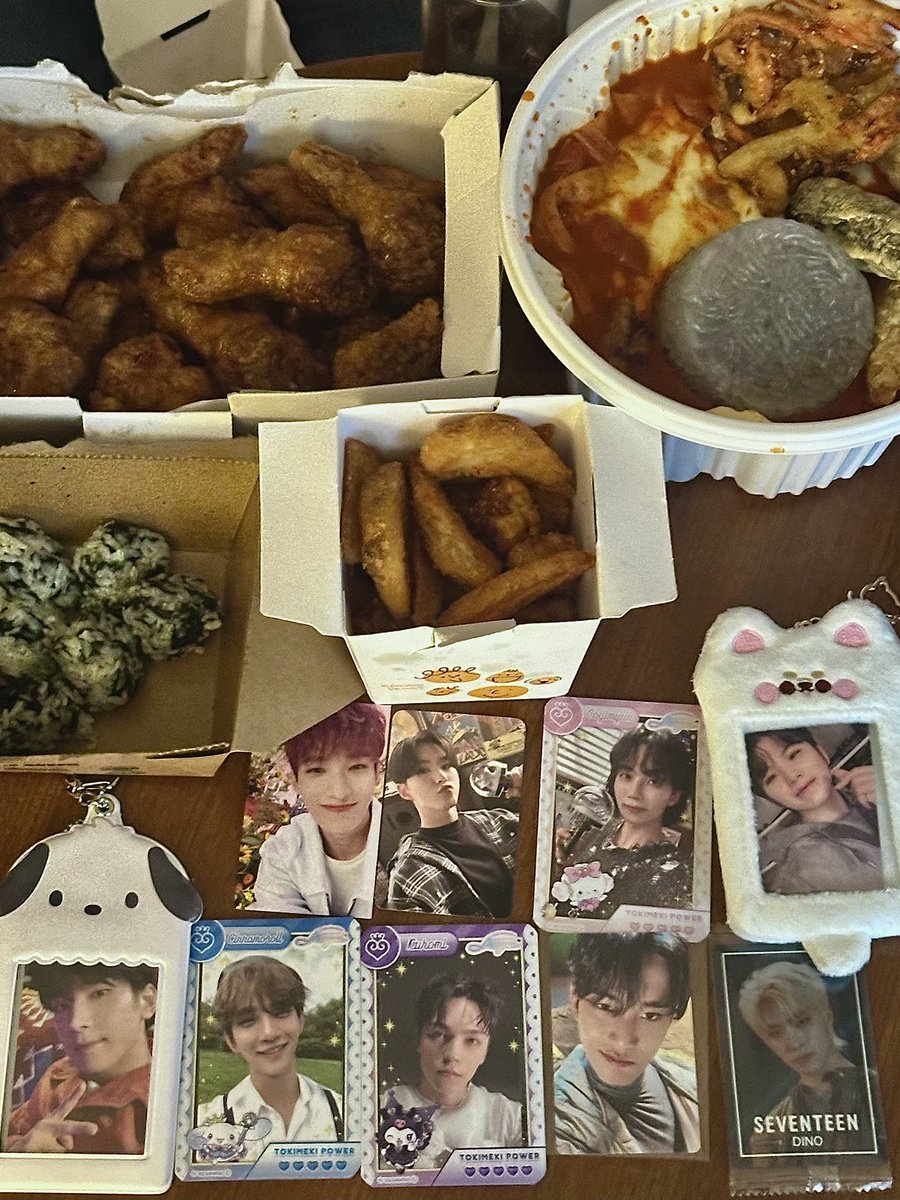 정하니 덕분에 좋은 친구들이 자꾸자꾸 생겨 🥹 서프라이즈 곰돌이 고마버 칭구들아 🫶🏻 올해도 열씨미 캐럿하쟈 ><