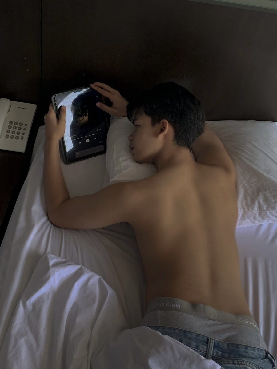 aSharpmind_'s tweet photo. 😴 https://t.co/rc5gbxHrEP
