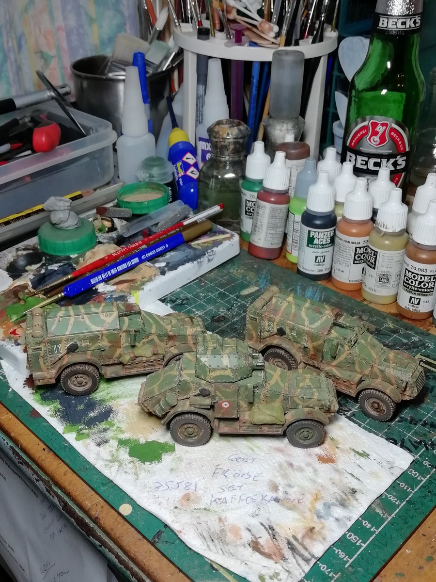 Zaba_76's tweet photo. Madbobminiatures Panhard 165 armoured car and two Panhard 179 armoured carrier's https://t.co/D7SFWmzWJl