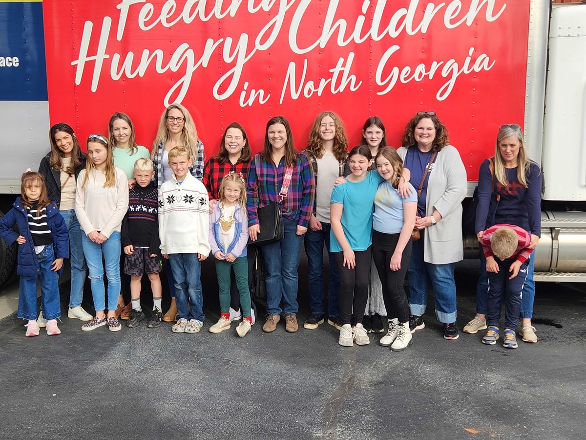 Happy New Year🎉

The Meals by Grace team is more ready than EVER to tackle food insecurity, bringing food, hope, and transformation to local families in need.

Will you join us?

𝗩𝗼𝗹𝘂𝗻𝘁𝗲𝗲𝗿 𝗵𝗲𝗿𝗲: hubs.ly/Q02dX7F70
𝗗𝗼𝗻𝗮𝘁𝗲 𝗵𝗲𝗿𝗲: hubs.ly/Q02dX5Pj0
