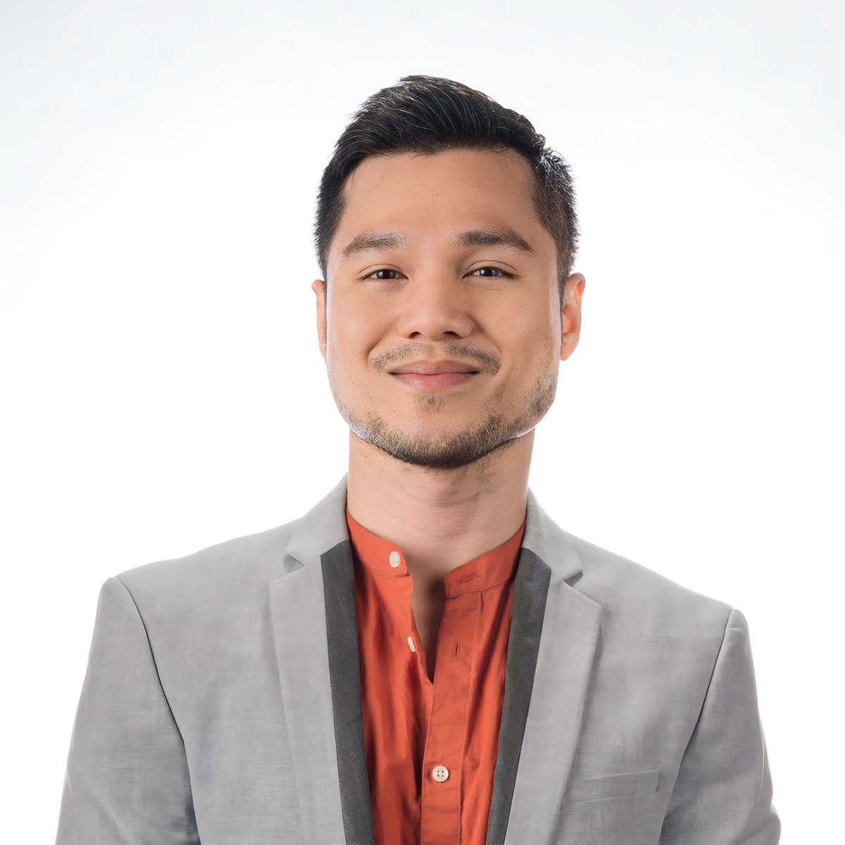 KevinChills's tweet photo. Thrilled to wrap up 2023 on a high note! 🎉 wins include:
1. Became an International student ambassador
2. Graduated valedictorian in Canada
3. Landed on an Enterprise Account Manager role
4. Brand ambassador of my current company.

Excited for 2024!! https://t.co/fj97wq20Xz