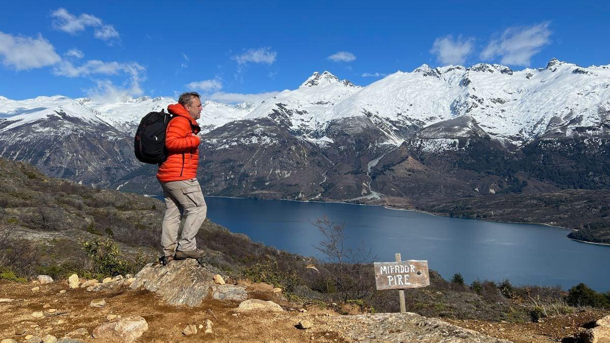 Después de 12 meses repletos recorriendo el mundo, la carretera austral por la Patagonia Chilena, Bután, Irlanda, Laos y conocer España en bici se han convertido en las aventuras favoritas de Paco Nadal del 2023 y las mejores propuestas viajeras para 2024 elpais.com/elviajero/viaj…