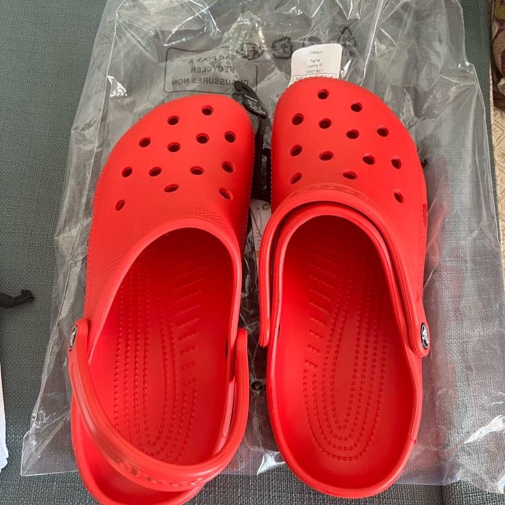 naa_akorfaaaaaa's tweet photo. Happy new year guys! I want to give one of these out.

Quote this with your size

Tweet with no engagement after 24 hours wins 👍 https://t.co/d3Zc7xLP8c
