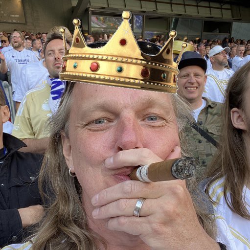 Jeg melder klar hvis der skulle komme et afbud