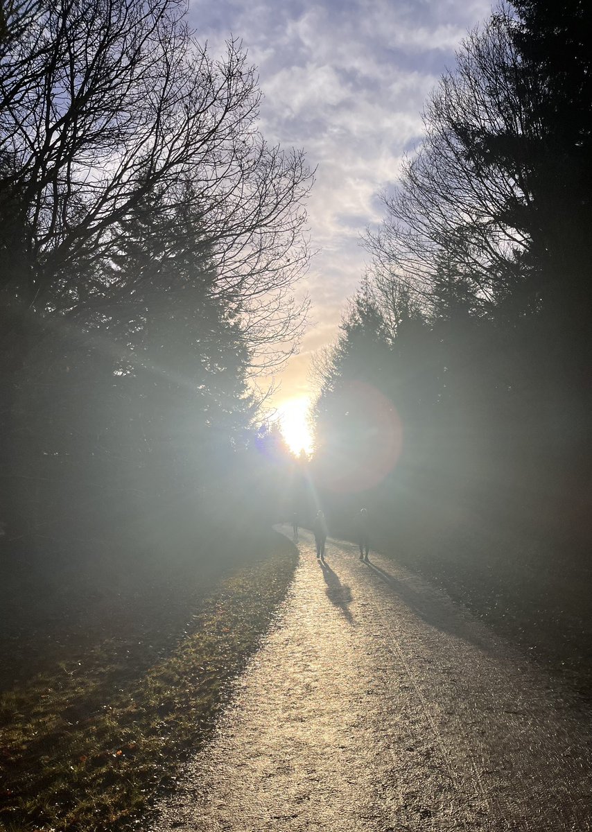 CorrinnaCycles's tweet photo. @parkrunUK We did the beautiful and brand new to us @wyreparkrun 
#TheFeelGoodMovement
#loveparkrun ❤️
#ThankYouMarshals 💕 https://t.co/UpbAmTtrQs