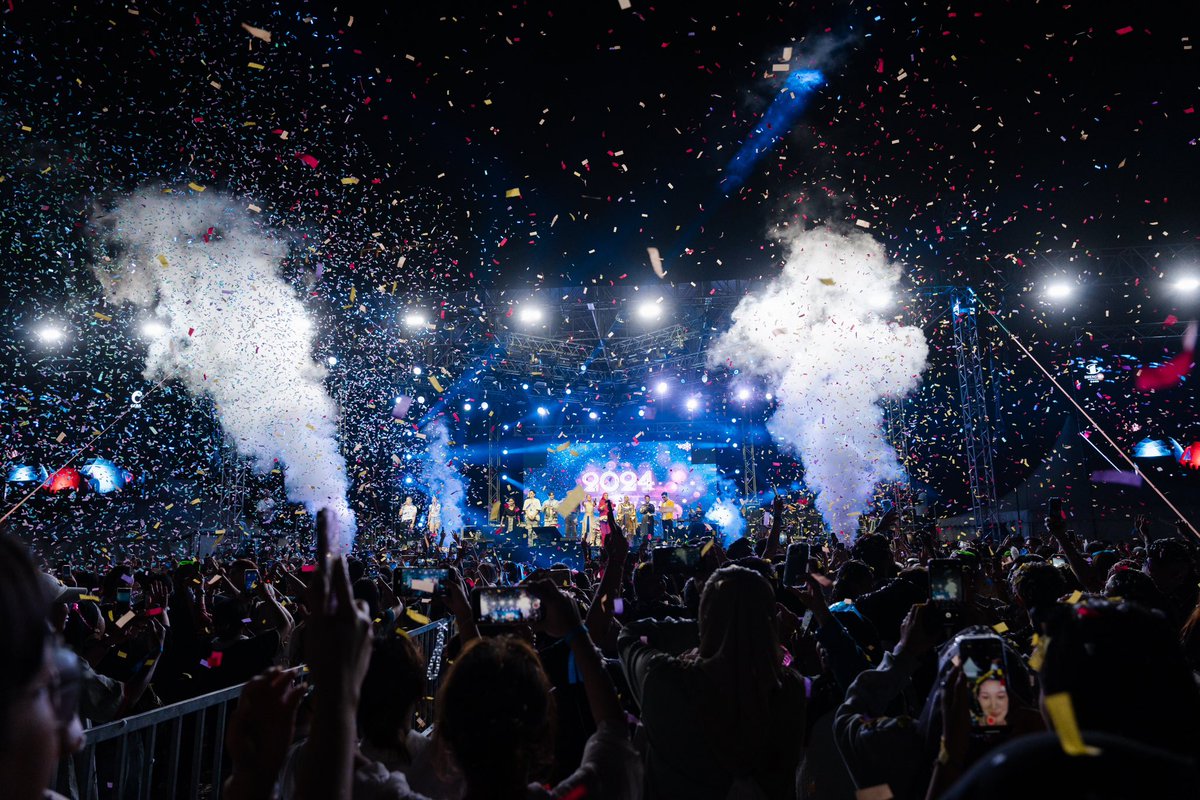 Cityofhope_2023's tweet photo. Happy New Year 🎉🎉🎉
We had a such great night yesterday

#ZICO #JUNNY #ShilaAmzah #ainaabdul #sukilow #GastonPong #BELLESISOSKI #intoyourhearts #music #celebration https://t.co/UrmVFGEe3j