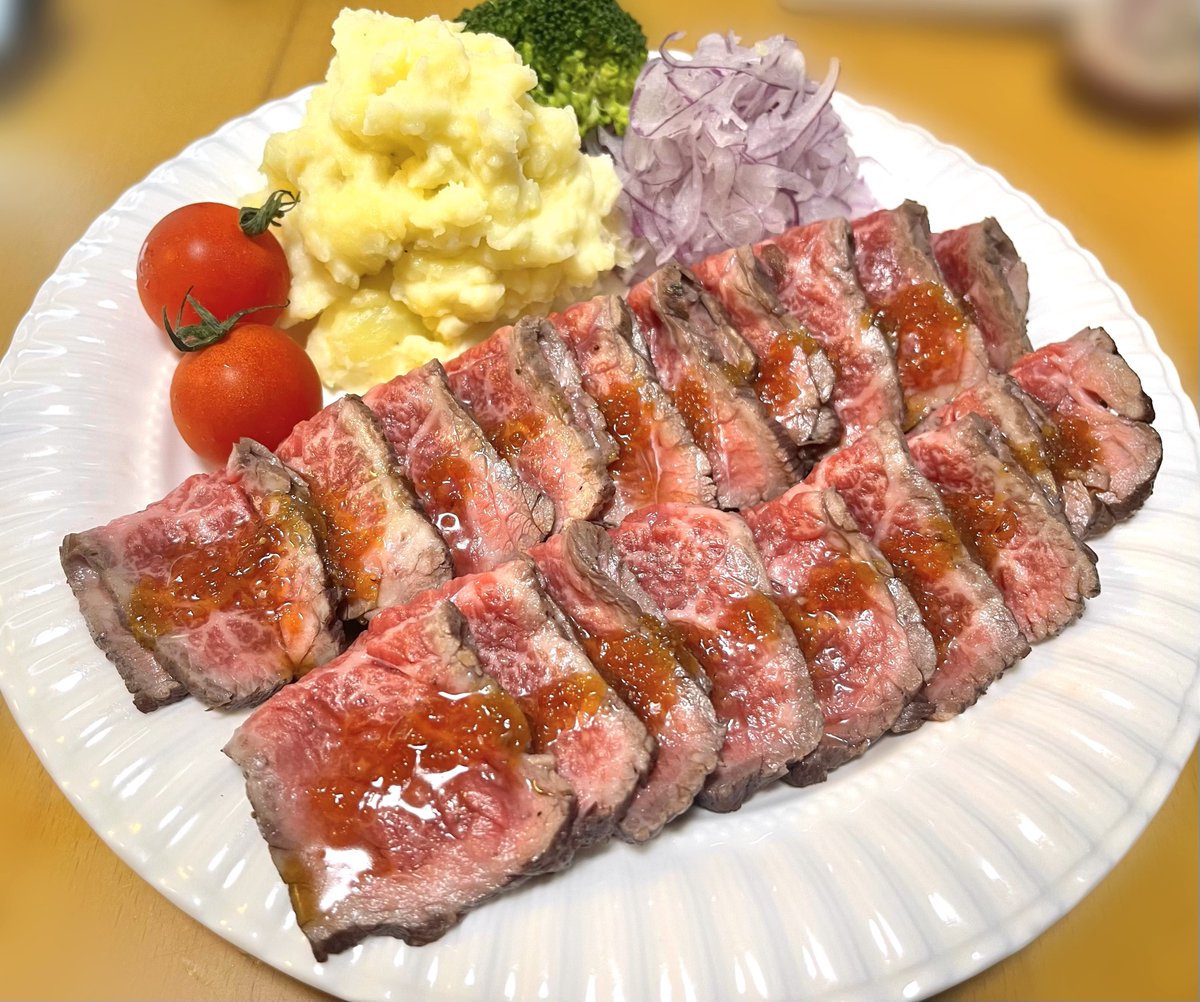 仕込んでたやつ🍴︎うまーー♡
マッシュポテトは飲み物です。 https://t.co/k9hBtYWerF