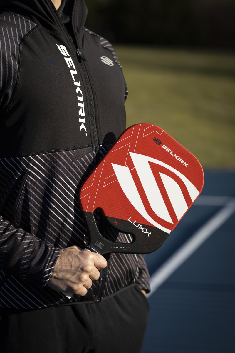 SelkirkSport's tweet photo. Designed for strategic minds and relentless dedication, the LUXX pickleball paddle allows players to orchestrate wins with precision and celebrate the game with every shot! 💪🏻🙌🏻🔥
#WeAreSelkirk #FamilyOwned #LuxxControlAir https://t.co/XwgB0o0oaz
