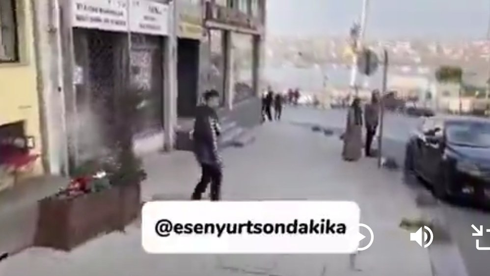 hocaket's tweet photo. Tengrici eşşekler böyle devam ederlerse kitlesel bir öfkenin kurbanı olurlar. İstirham ediyorum herkes piçine sahip çıksın. https://t.co/x6C0YSemTm