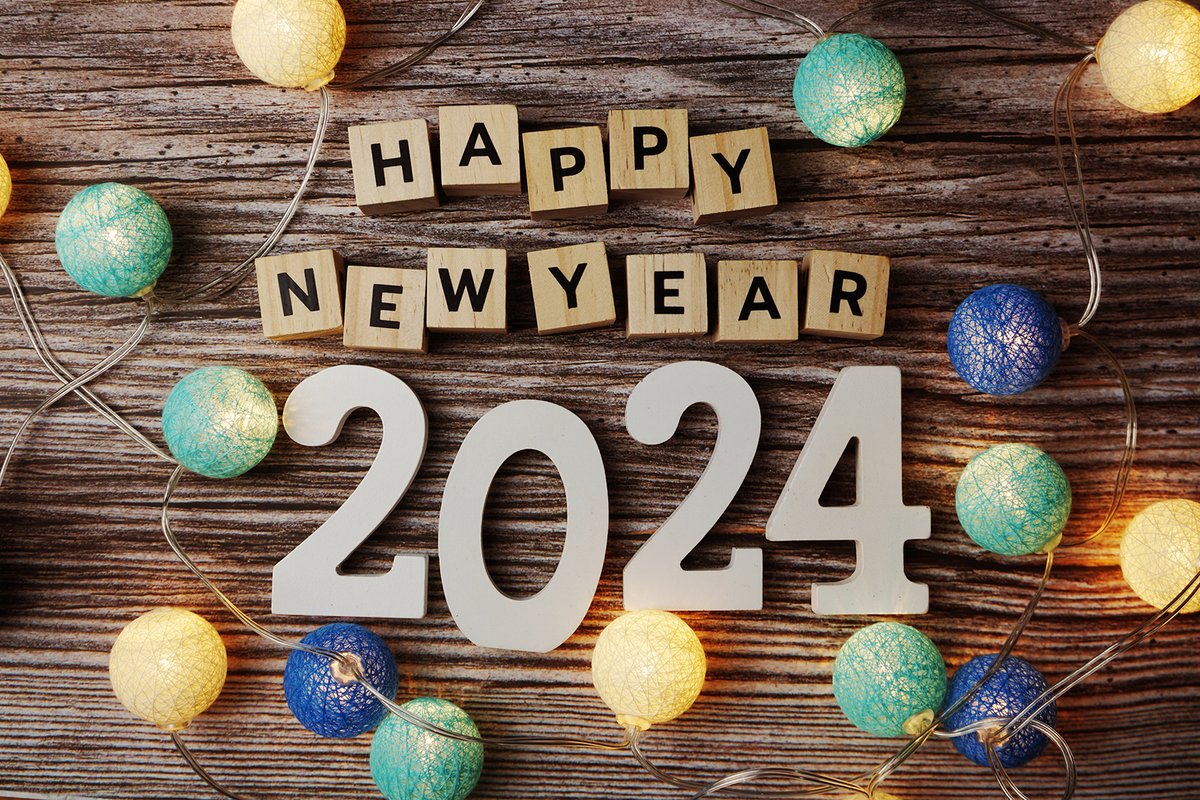 Happy New Year, #Toronto! 🥳 🎉 Wishing everyone good health in 2024.