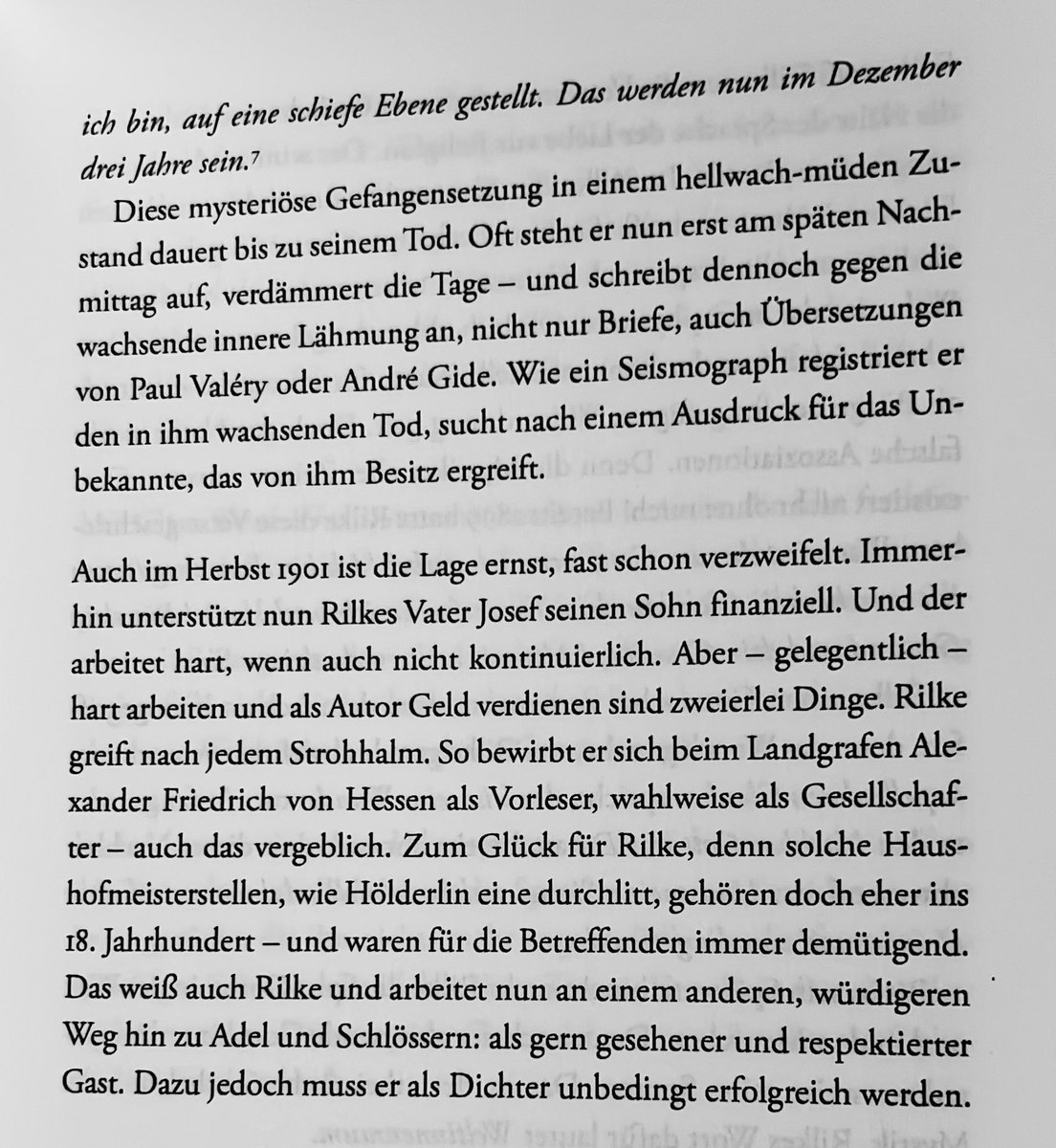 GrandeBettina's tweet image. 1/7 Ein Weihnachtsgeschenk, das mich beschäftigt:
Die Biographie Rainer Maria Rilkes, der sehr jung
(an #MECFS?)erkrankte: 
„Vermutlich seien es nun“, 
so Autor G.Decker,
„die nicht weichen wollenden und sich dann plötzlich massiv verstärkenden Folgen einer Virusinfektion,(#EBV?)