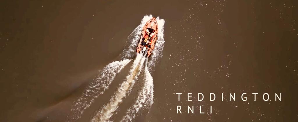 Teddington Lifeboat tweet media