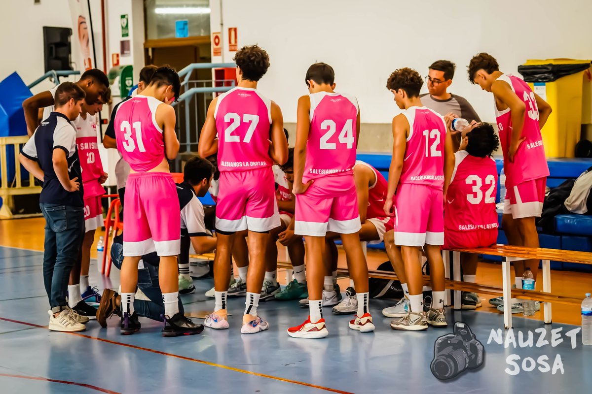 BaskeTenerife's tweet photo. 📷❤️🏀 Candelaria - San Isidro (19/11/2023) #JrAutMas

Todas las fotos en Facebook (Nauzet Sosa - Fotografia / Enlace en el perfil): https://t.co/gzRe0NIIsW https://t.co/boUWUMYQ00