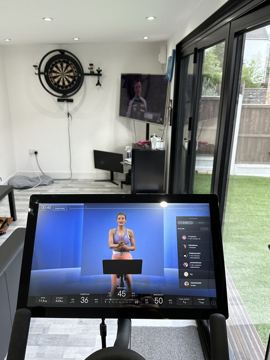 _dannycoe's tweet photo. @onepeloton + @OfficialPDC the darts https://t.co/edOmwfZ6L8