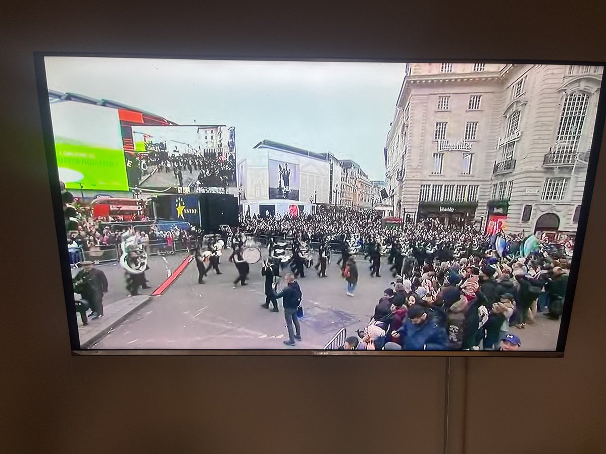 Leslie Bunder tweet media