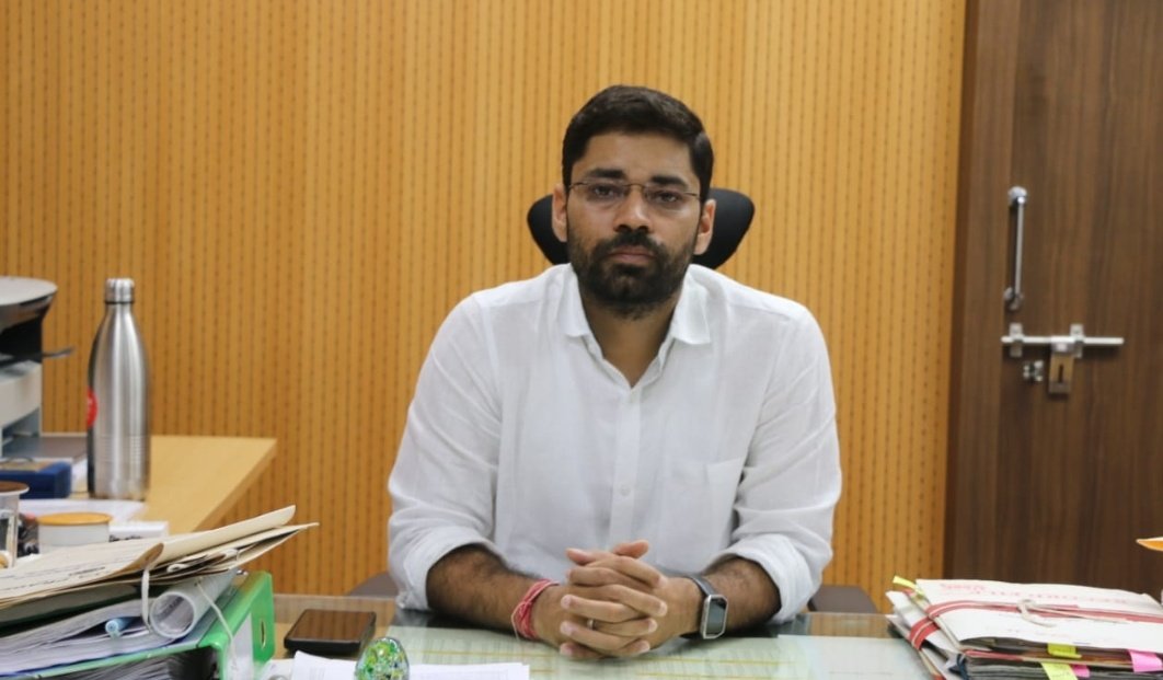 अनूपपुर जिले में पेट्रोल एवं डीजल की पर्याप्त आपूर्ति है। सभी जिले वासियों से अनुरोध है कि अफबाहों पर ध्यान न दें एवं अनावश्यक परेशान न हो। जिले में पेट्रोल एवं डीजल की पर्याप्त आपूर्ति है एवं यह सुचारू रूप से जारी रहेगी।

आशीष वशिष्ठ, कलेक्टर अनूपपुर
<a href="/JansamparkMP/">Jansampark MP</a>