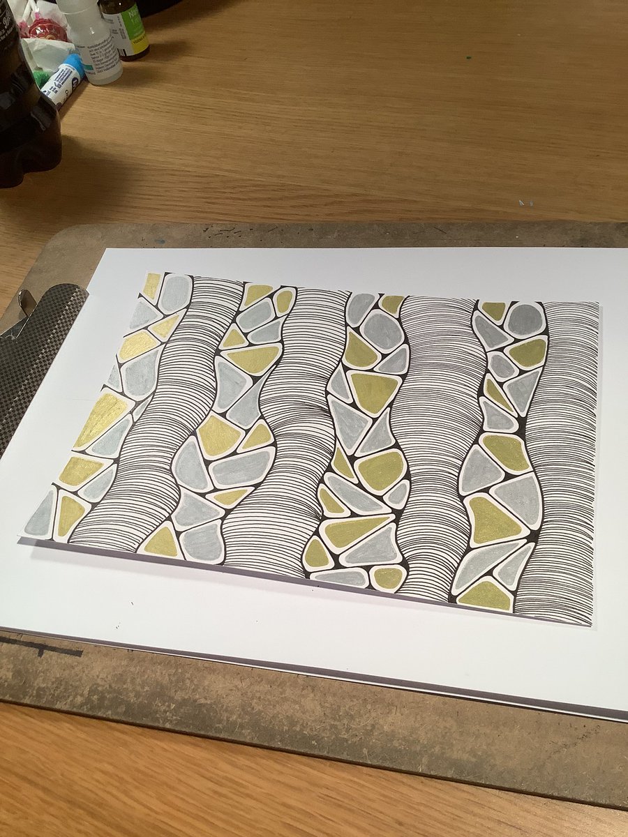 NatheArtspace's tweet photo. Zentangle ❤️
First post of 2024!!!! And many more to go🤘
#zentangle #firstpostof2024 #zentangleart #art #artist #dailyart #illustration https://t.co/AmX9rzWZsU